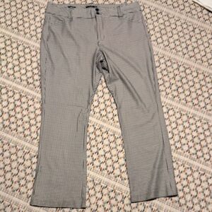 Torrid women's Gray Patterned Dress Pants